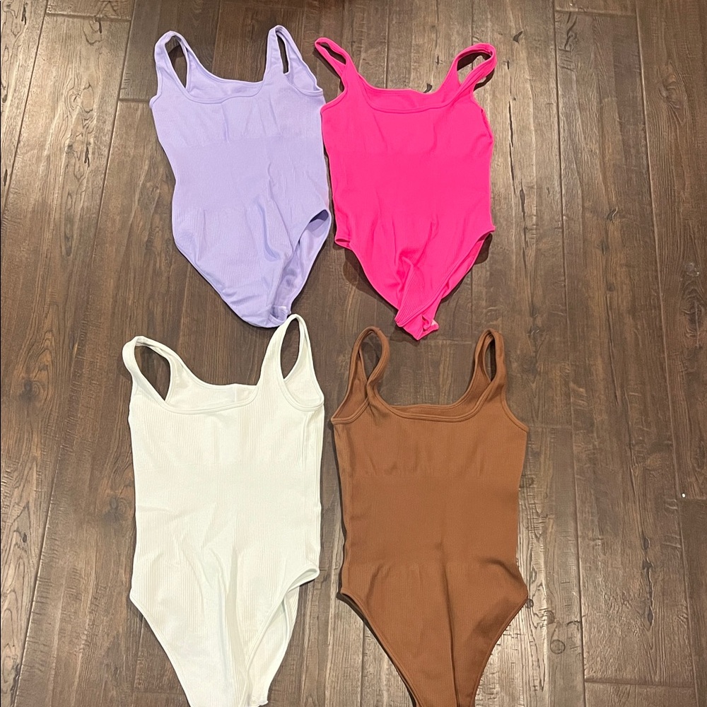 OQO BUNDLE Women's 4 Piece Bodysuits Ribbed Sleeveless Square Neck Tank Tops (S) - Picture 10 of 14